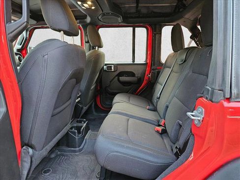 Used 2022 Jeep Wrangler Unlimited Sport AWD/4WD image 16