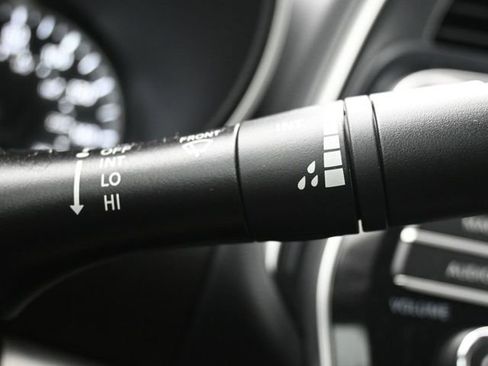 Used 2023 Nissan Maxima SV w/ Floor Mat Group image 29