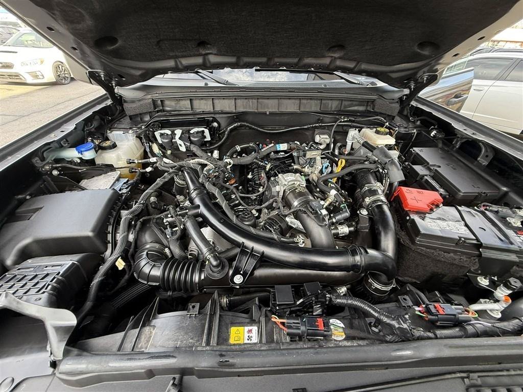 Used 2024 Ford Bronco Badlands AWD/4WD image 30