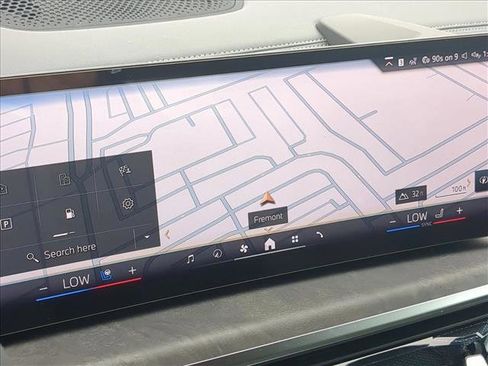 New 2026 BMW X5 xDrive50e w/ Climate Comfort Package image 14