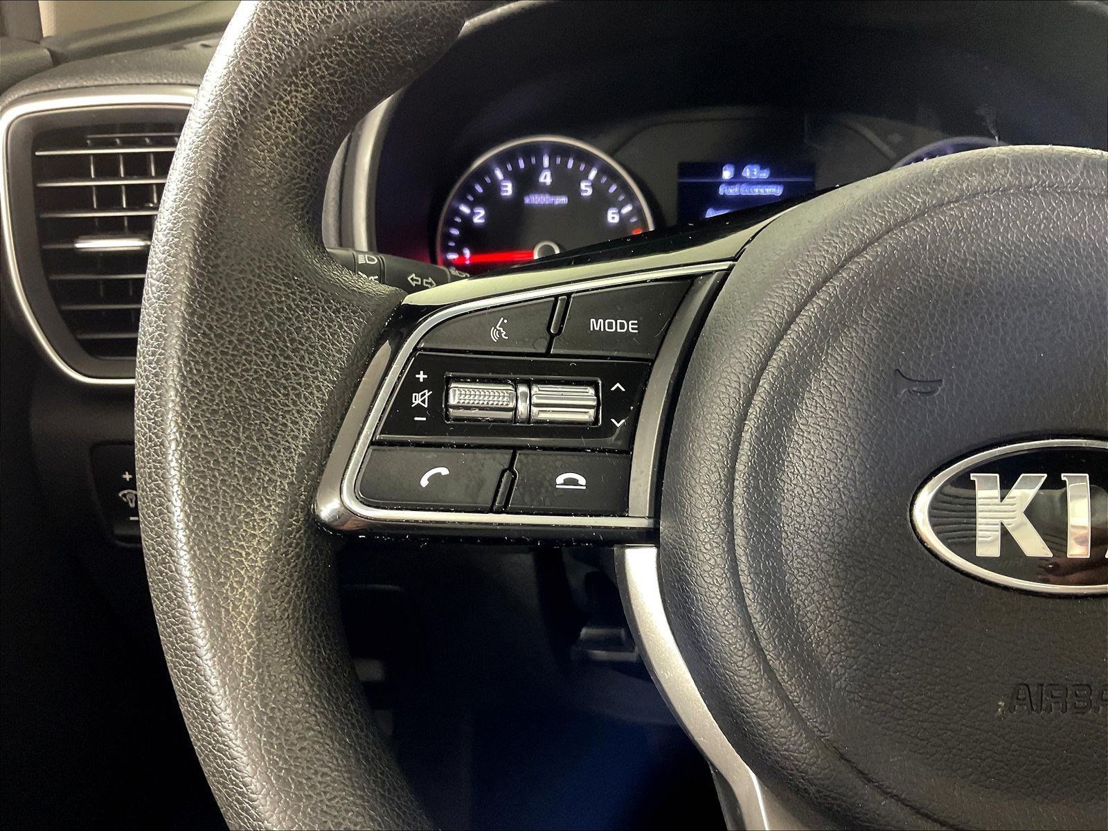 Used 2020 Kia Sportage LX FWD image 11