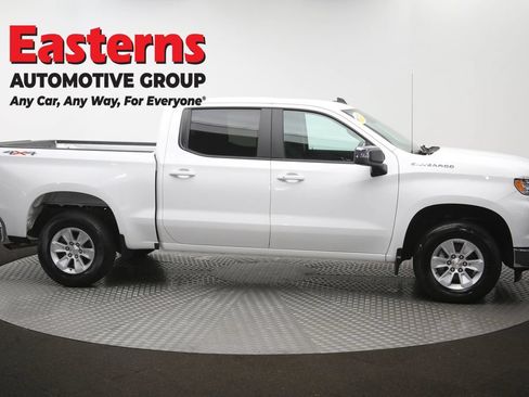 Used 2025 Chevrolet Silverado 1500 LT AWD/4WD image 47