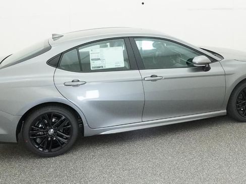 New 2026 Toyota Camry SE image 10