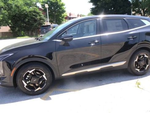 New 2026 Kia Sportage EX image 7