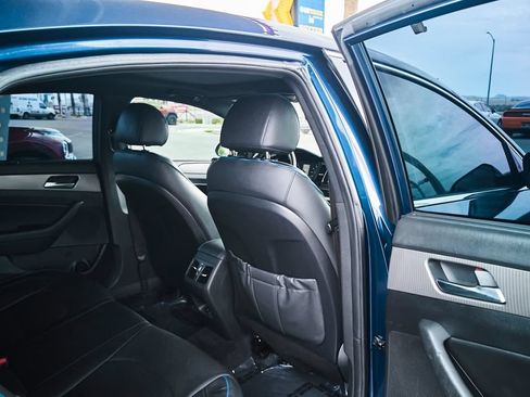 Used 2019 Hyundai Sonata Limited FWD image 13