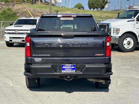 Used 2022 Chevrolet Silverado 1500 RST w/ Convenience Package II AWD/4WD image 6