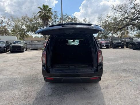 Used 2021 Chevrolet Suburban RST w/ Luxury Package RWD image 38
