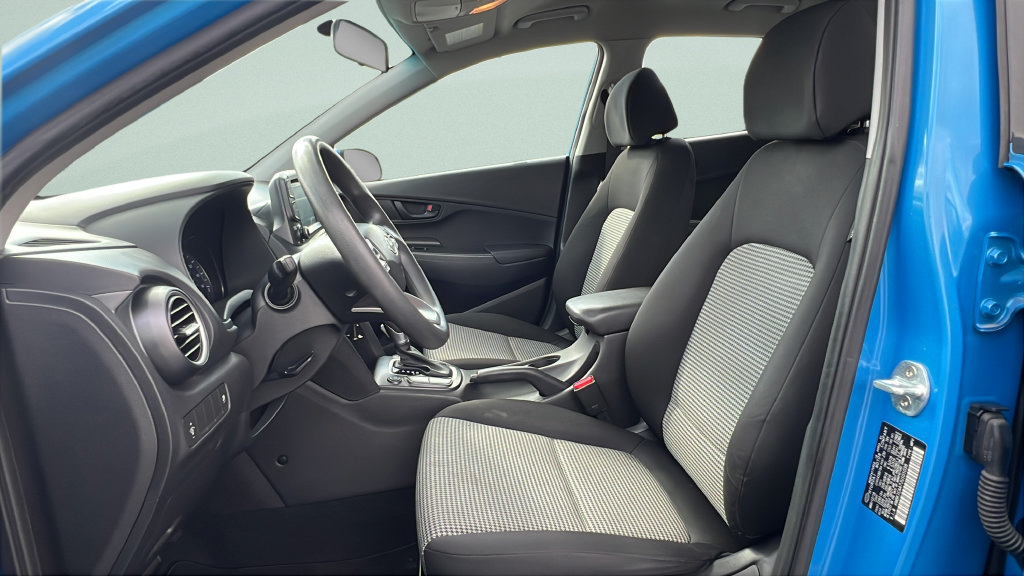 Used 2018 Hyundai Kona SE AWD/4WD image 13