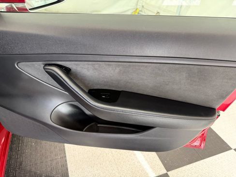 Used 2019 Tesla Model 3 Long Range RWD image 23