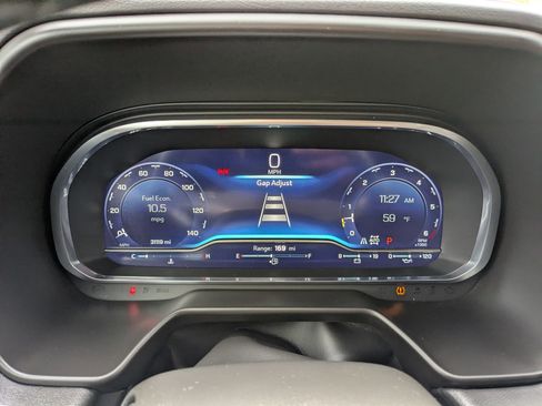 Used 2024 Chevrolet Suburban Z71 w/ Luxury Package image 15