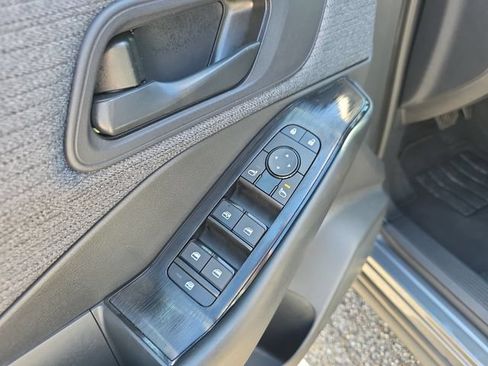 Used 2023 Nissan Rogue S FWD image 18