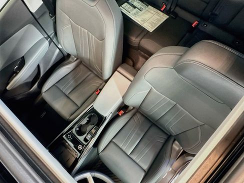 New 2026 Audi Q3 quattro 2.0T AWD/4WD image 20