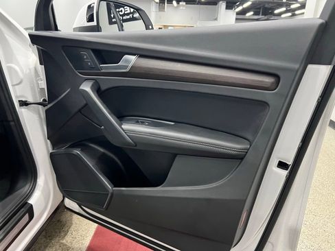 Used 2021 Audi Q5 2.0T Premium Plus w/ Premium Plus Package image 32