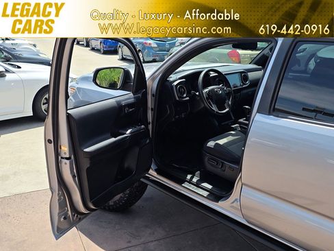 Used 2021 Toyota Tacoma TRD Off-Road w/ Technology Package AWD/4WD image 55