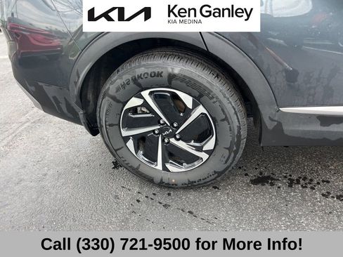 Certified 2025 Kia Sportage LX FWD image 23