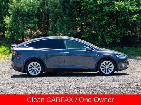 Used 2018 Tesla Model X 75D AWD/4WD image 7