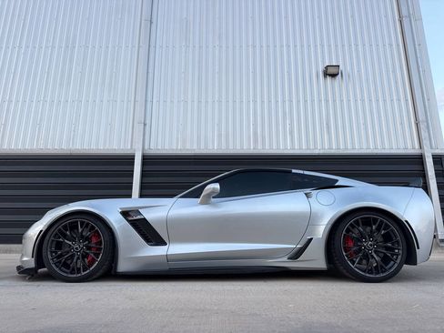 Used 2017 Chevrolet Corvette Z06 image 4