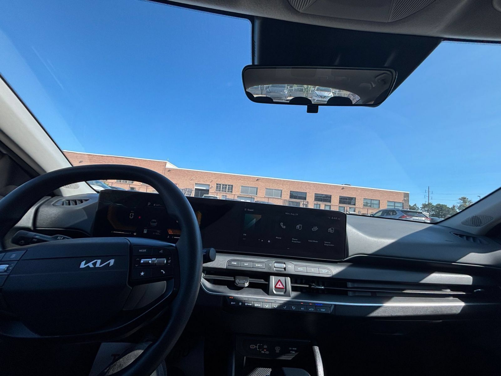 Used 2025 Kia K4 FWD image 30