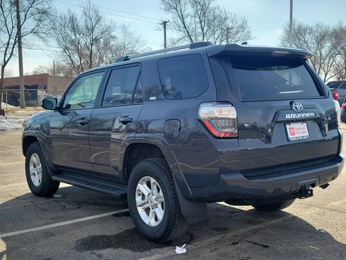 Used 2024 Toyota 4Runner SR5 Premium image 3