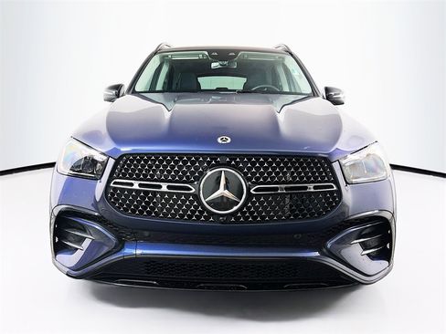 New 2025 Mercedes-Benz GLE 350 4MATIC image 2
