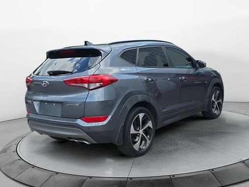Used 2016 Hyundai Tucson Limited w/ Option Group 03 FWD image 5