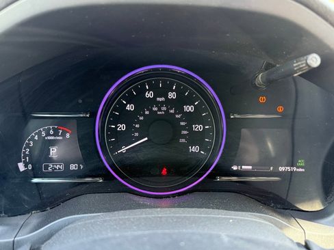 Used 2019 Honda HR-V Touring image 16