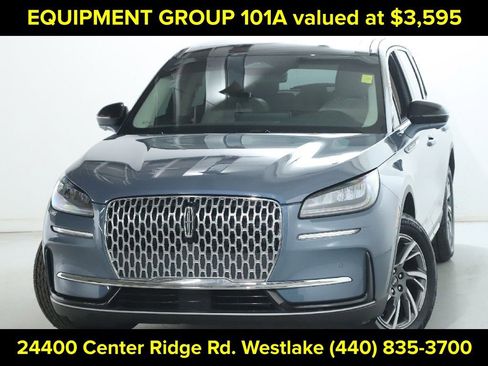 Certified 2023 Lincoln Corsair Standard w/ Equipment Group 101A image 3