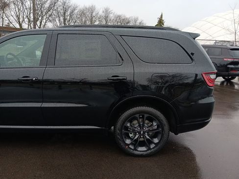 Used 2026 Dodge Durango GT image 3