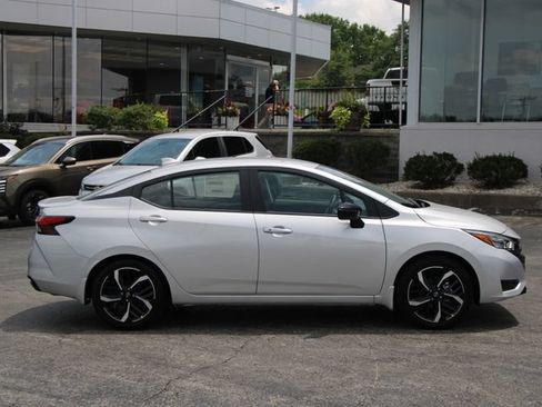 Certified 2025 Nissan Versa SR w/ Trunk Package FWD image 10