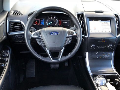 Used 2019 Ford Edge SEL AWD/4WD image 5