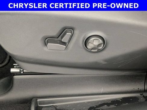 Certified 2026 Chrysler Pacifica Select FWD image 14