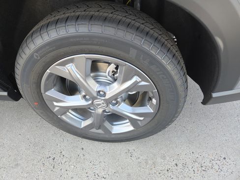 New 2026 Honda HR-V LX image 7