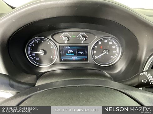 Used 2019 Buick Enclave Essence image 42