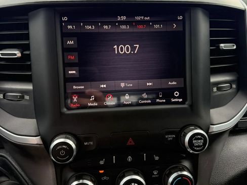 Used 2019 RAM 1500 Big Horn AWD/4WD image 14