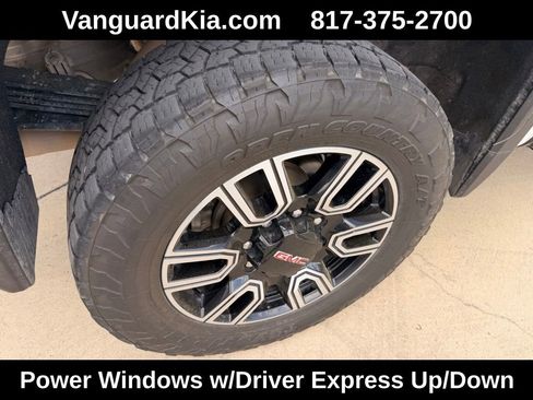 Used 2023 GMC Sierra 2500 AT4 w/ AT4 Premium Plus Package image 10