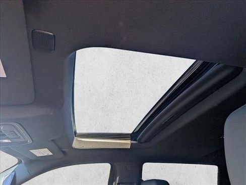 Used 2024 GMC Sierra 1500 AT4 w/ Technology Package image 17