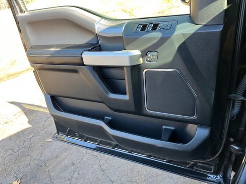 Used 2015 Ford F150 Lariat w/ Equipment Group 502A Luxury image 14