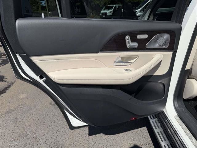 Used 2021 Mercedes-Benz GLS 450 4MATIC image 18