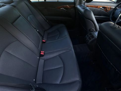 Used 2005 Mercedes-Benz E 500 4MATIC Sedan image 20