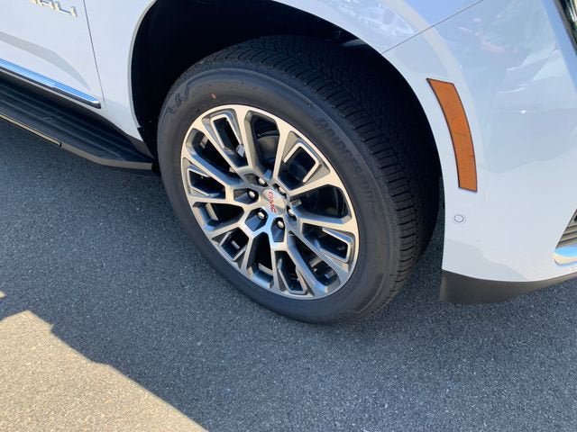 New 2026 GMC Yukon XL Denali AWD/4WD image 5