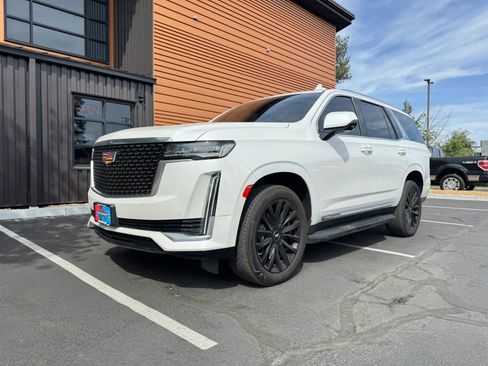 Used 2021 Cadillac Escalade Premium Luxury w/ Performance Package AWD/4WD image 1