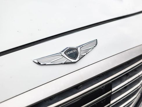 Used 2019 Genesis G80 5.0 Ultimate RWD image 4