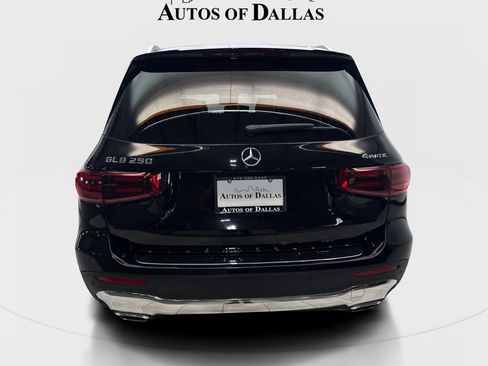 Used 2025 Mercedes-Benz GLB 250 4MATIC image 7