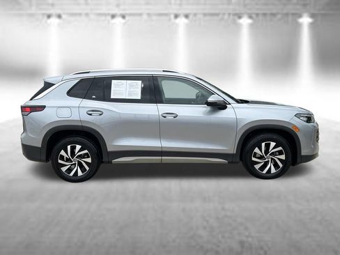 Certified 2025 Volkswagen Tiguan S FWD image 6