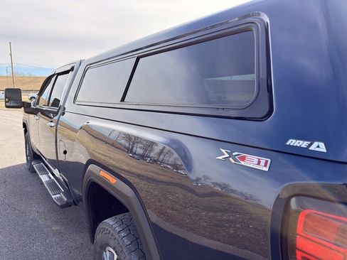 Used 2022 GMC Sierra 2500 SLT w/ SLT Convenience Package image 17