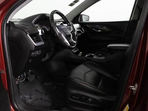 Used 2019 GMC Terrain SLT w/ Preferred Package image 18