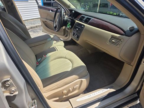 Used 2008 Buick Lucerne CXL w/ Ultra Confidence Package FWD image 17