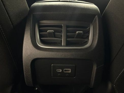 Used 2025 Chevrolet Blazer LT AWD/4WD image 33