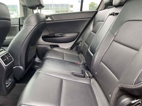 Used 2021 Kia Sportage EX w/ EX Technology Package FWD image 11