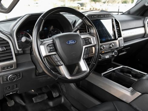 Used 2022 Ford F350 Platinum w/ FX4 Off-Road Package AWD/4WD image 12